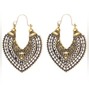 Boho Antiqued Bronze Carved Dangle Drop Earrings, New